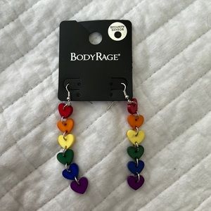 Brand new! Rainbow heart drop earrings! 🌈👂